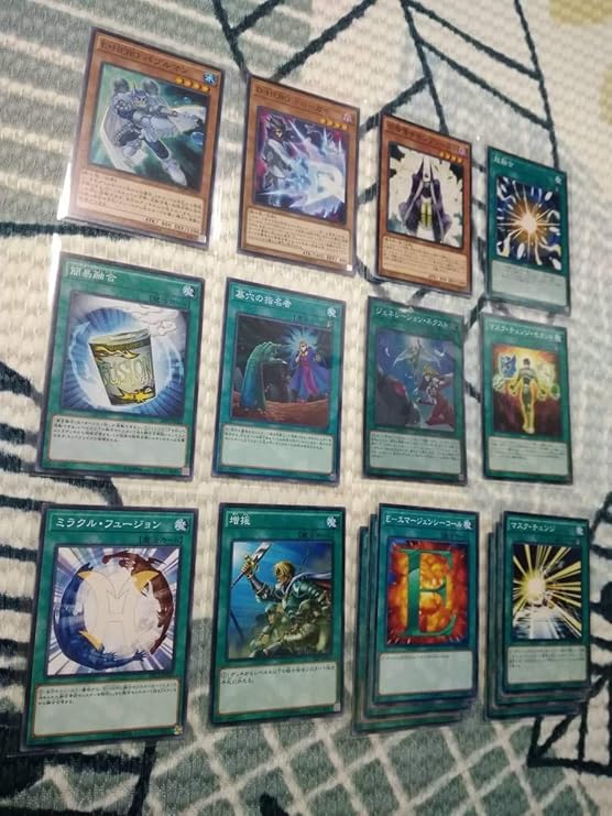 遊戯王 - 遊戯王　HERO　デッキ　ファリス　インクリース　うらら　 [00093] Amazon.co.jp: 遊戯王カード V・HERO ファリス
